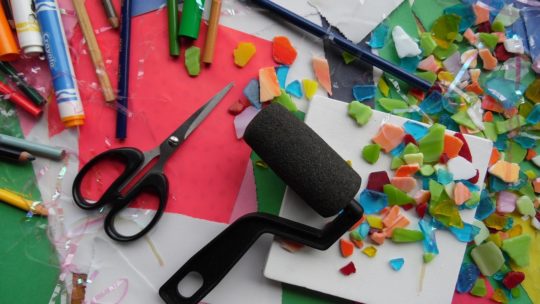 Activités manuelles et créatives, 8 idées à faire avec vos enfants