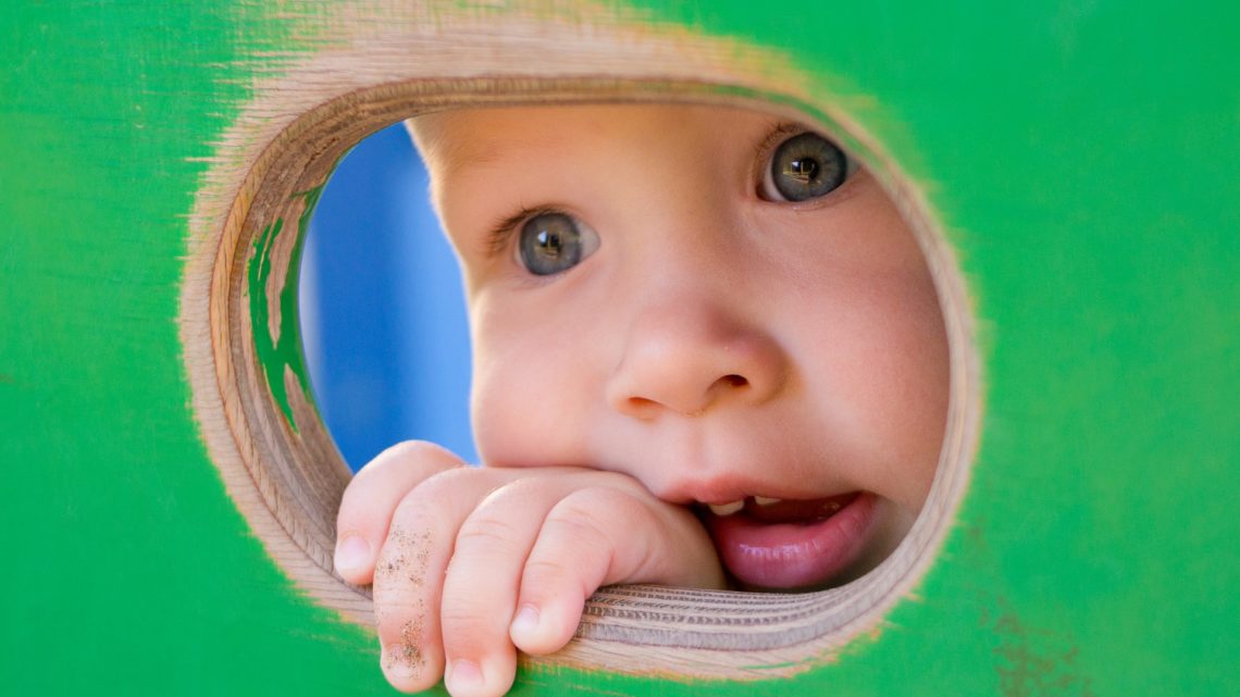 Développement du langage : les 7 stades de la communication chez l’enfant