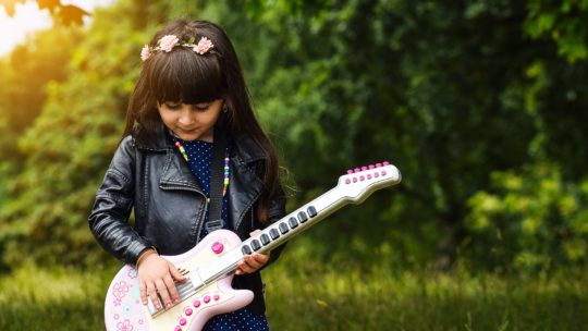 Les 3 raisons qui poussent les enfants à créer