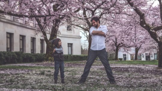 L’exemplarité de l’adulte, est-elle indispensable pour l’enfant ?