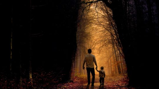 Comment trouver un équilibre entre nos projets personnels et notre vie de famille : interview de Julien, papa et coach de vie.